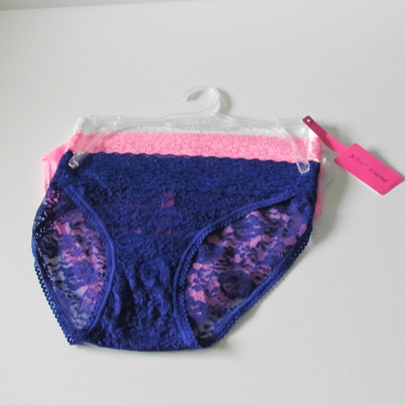 Betsey Johnson Lacy Bikini, NWT - Picture 2 of 6